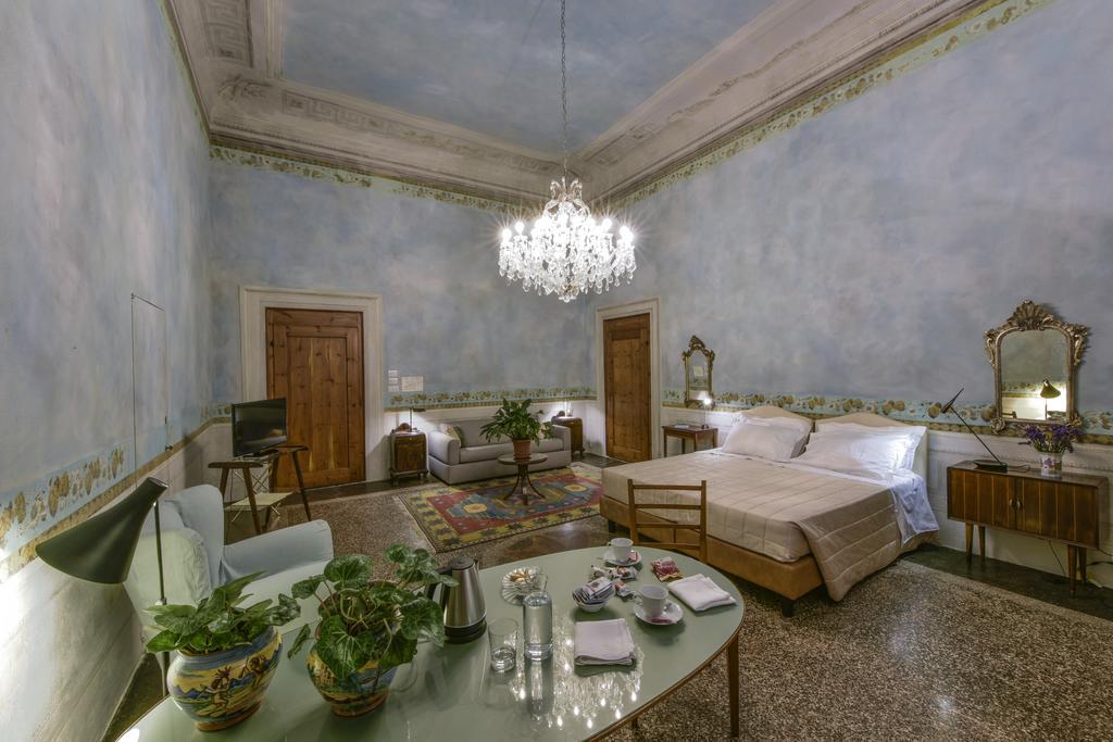Bed and breakfast Torre Dei Lari Residenza D'epoca Florencia