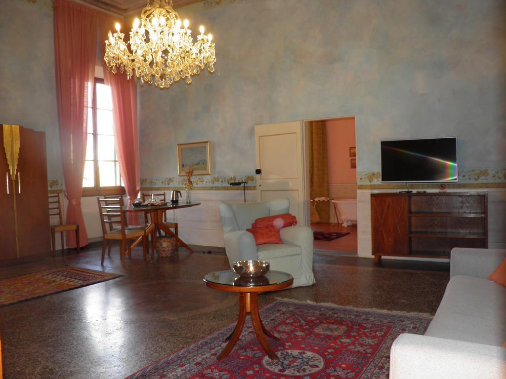 Bed and breakfast Torre Dei Lari Residenza D'epoca