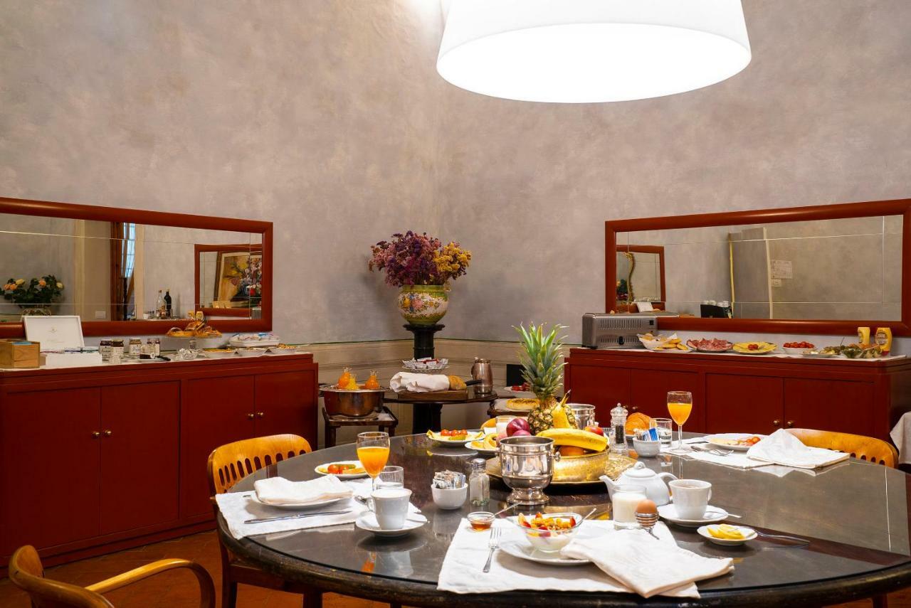 Torre Dei Lari Residenza D'epoca Bed and breakfast 3*