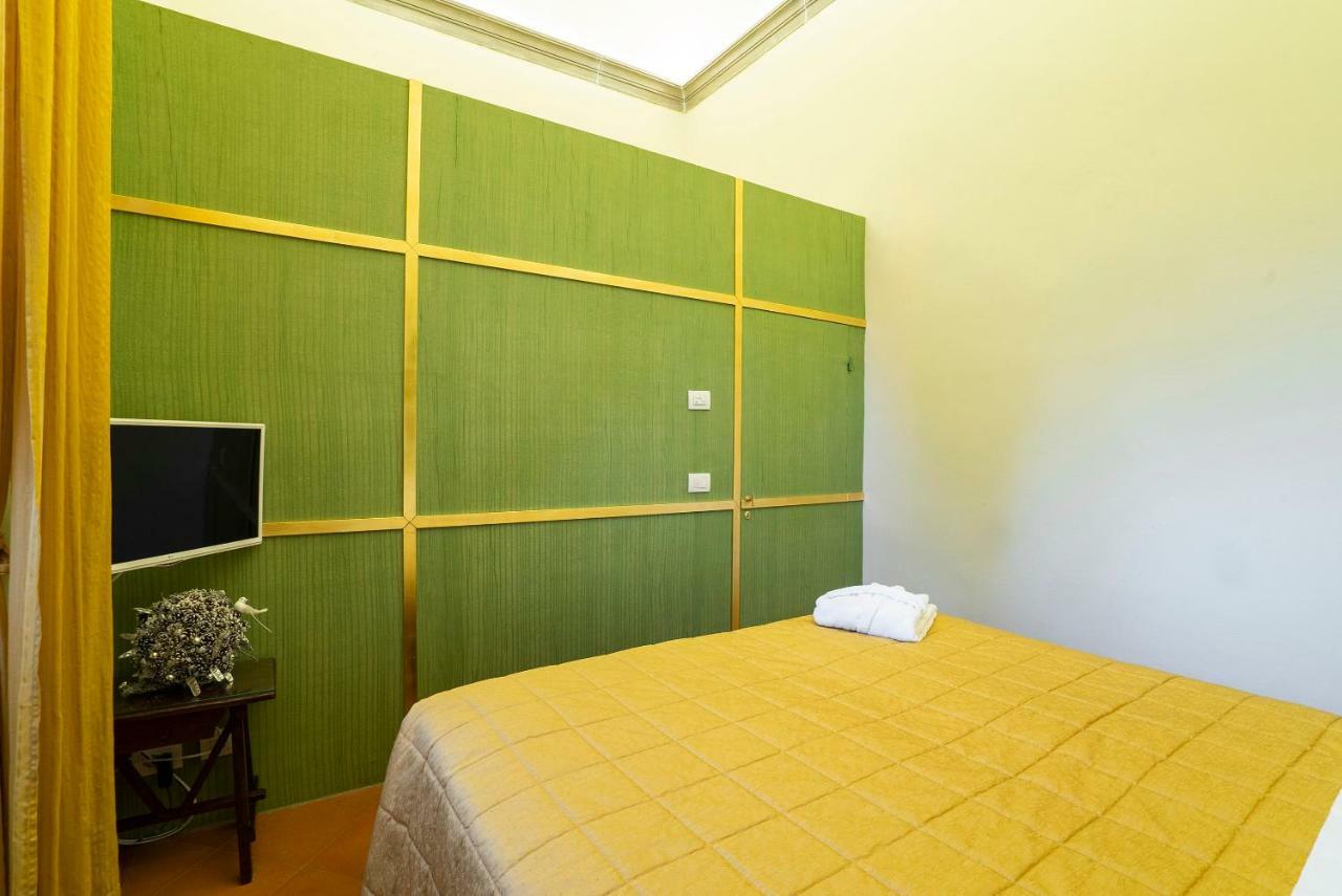 Torre Dei Lari Residenza D'epoca Bed and breakfast