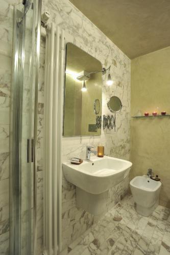 Torre Dei Lari Residenza D'epoca Bed and breakfast 3*